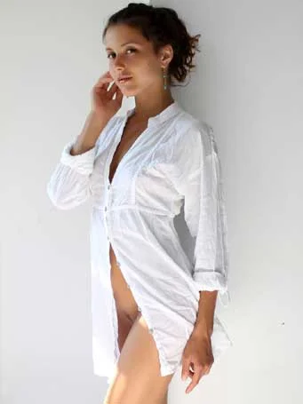 female Call Girls in Mira Road